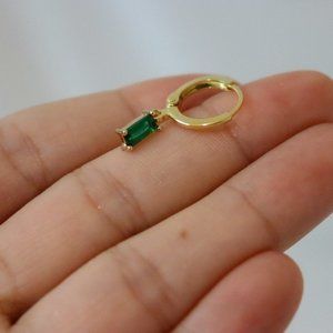 Emerald Drop Stone Earrings